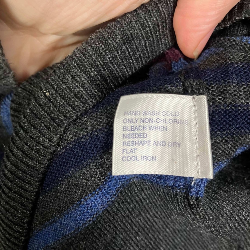 VTG Gap V-Neck Sweater Mens L Gray Blue Maroon Striped Italian Merino Wool 90s - Picture 4 of 14